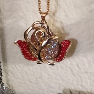 Bestsy Johnson Rose necklace